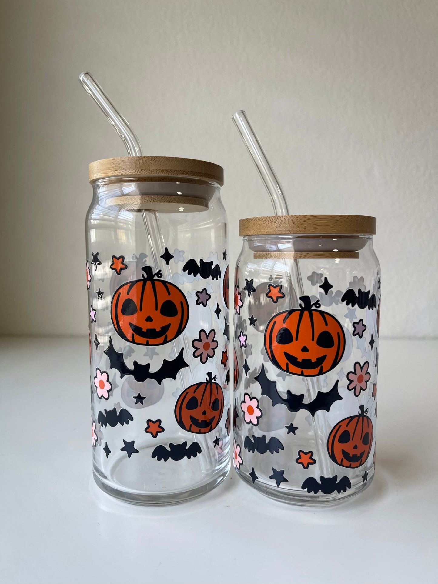 Pumpkins, bats & flowers