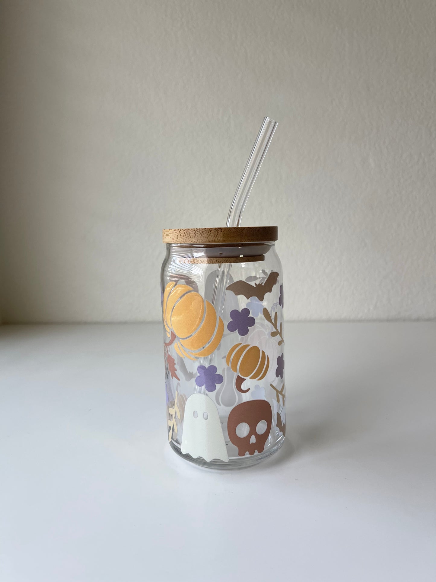 Daisies & pumpkin vibes